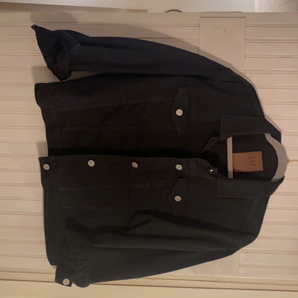 Women’s black denim jacket